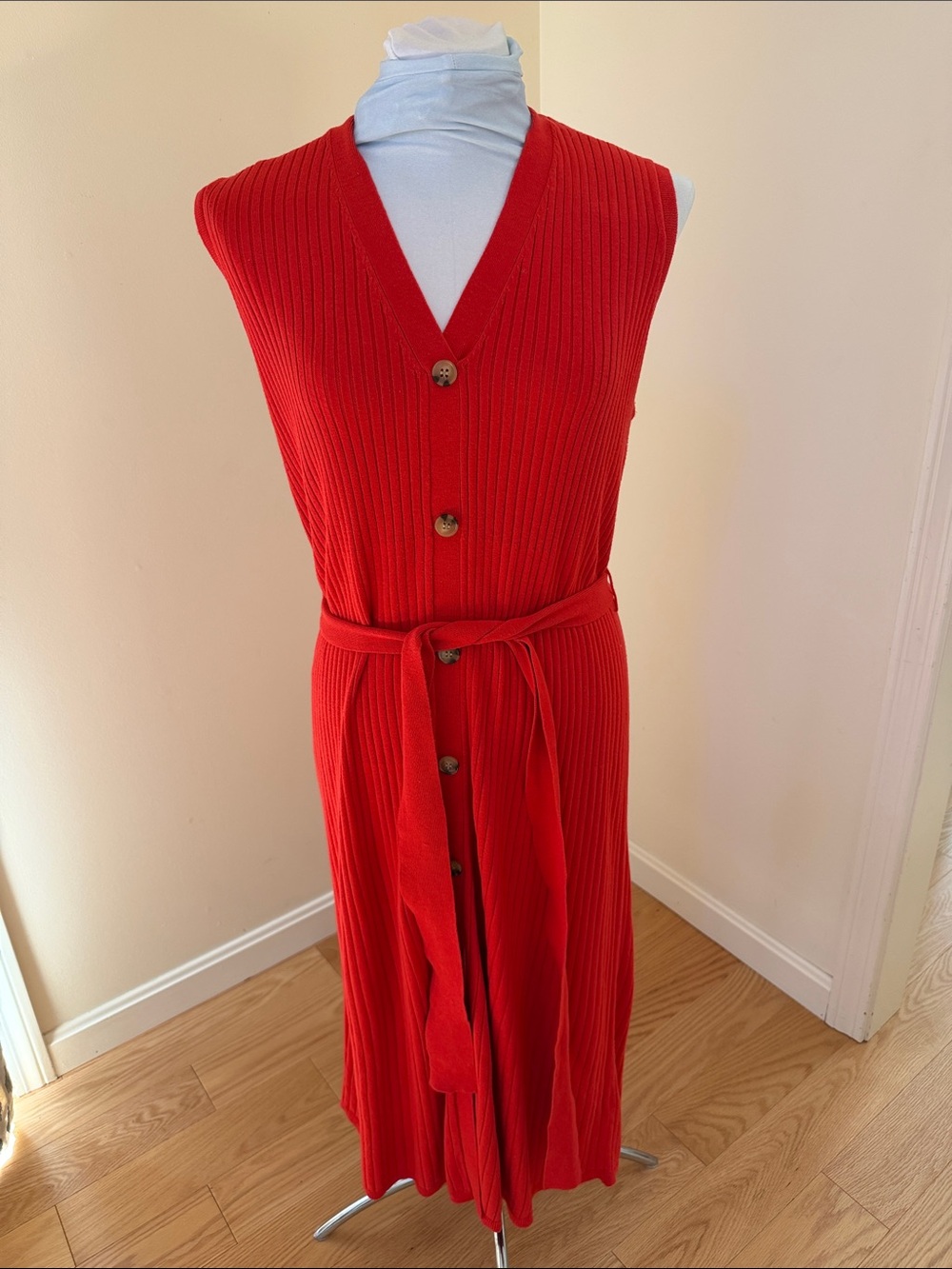 New! Magaschoni XL red ribbed knit sweater dress with belt.